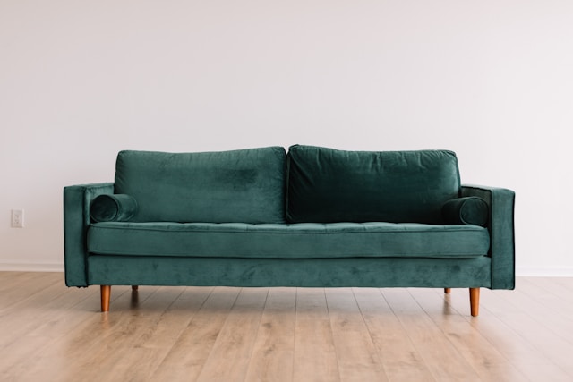 sofa symbolising how to find a couples counsellor